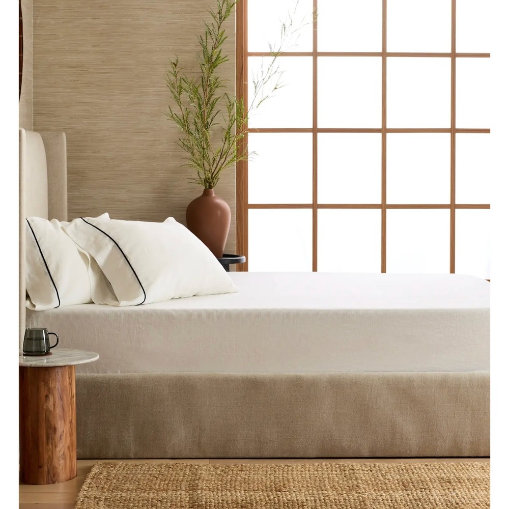 Quince White Linen Piped Pillowcase Set with Black Accent-Standard - Picture 2 of 5